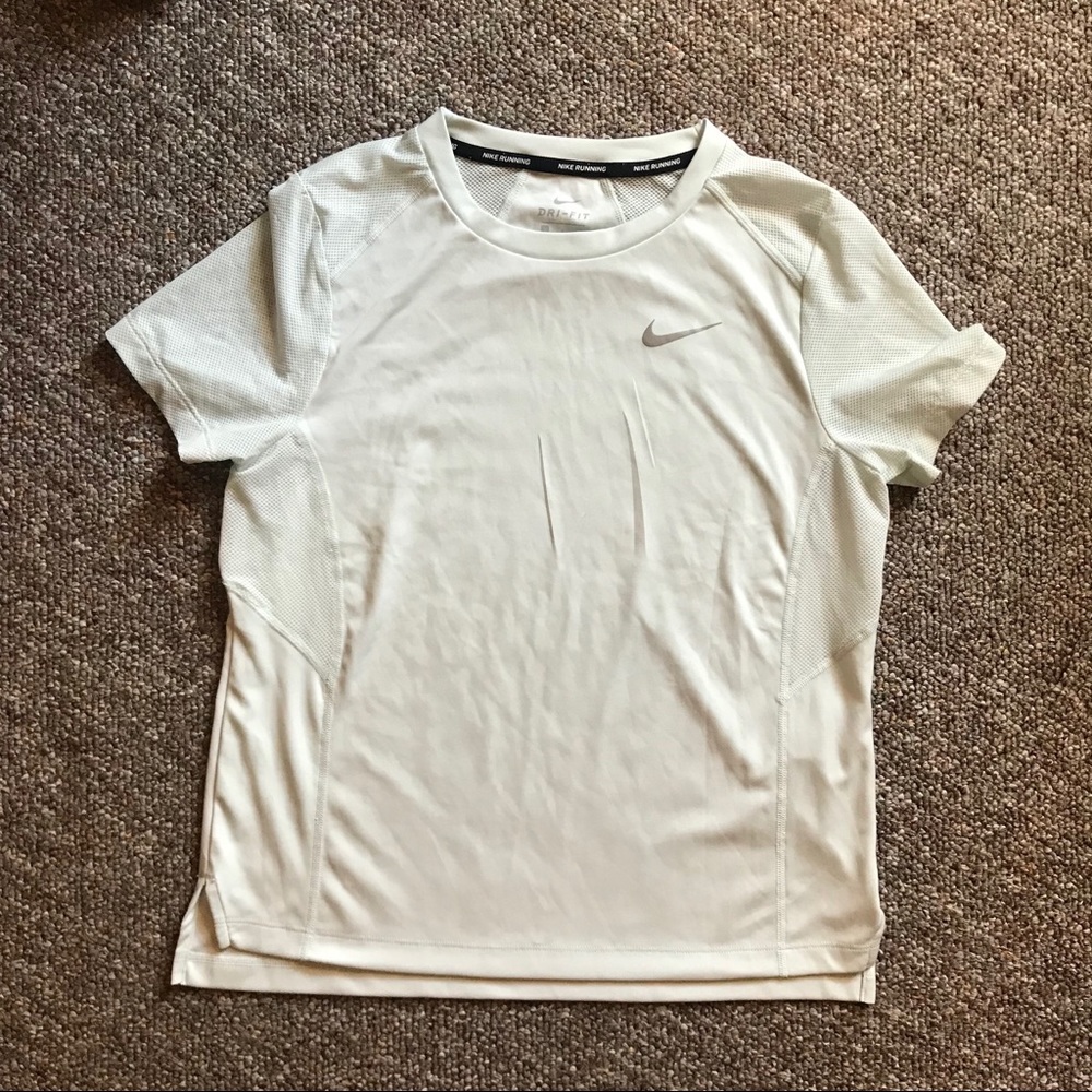 Nike running top